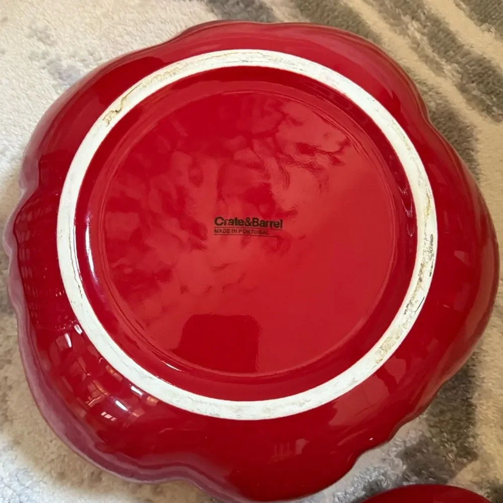Crate&Barrel Tomato Decorative Scultptrual Tureen with Lid